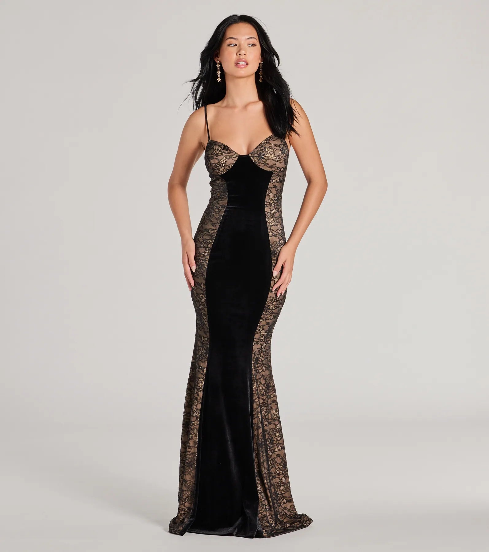 Dahlia V-Neck Mermaid Lace Velvet Formal Dress